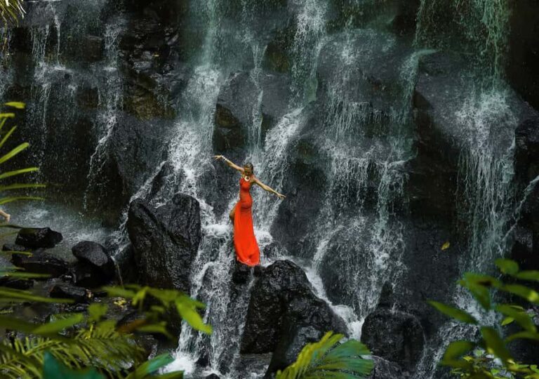 Ubud: Kanto Lampo Waterfall, Art Market, Cretya & Tanah Lot - Cretaya Jungle Club: A Hidden Gem with Garden-View Bliss  
