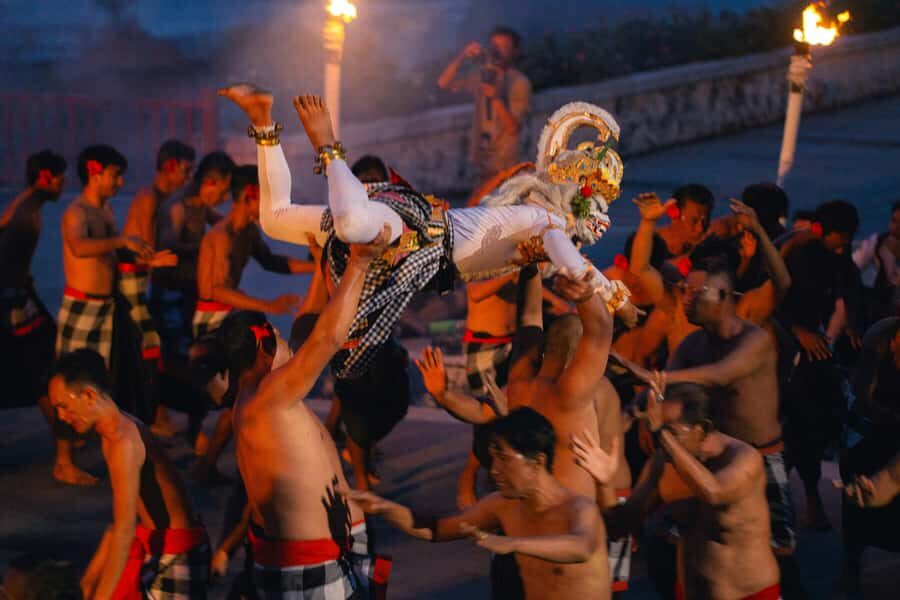 Ubud: Sunset Jungle View, Kecak Dance & Gautama Street Walk - Why This Tour Works Well