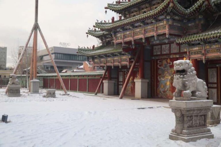 Ulaanbaatar: Skiing and Sightseeing Customizable Tour - Practical Aspects and Tips