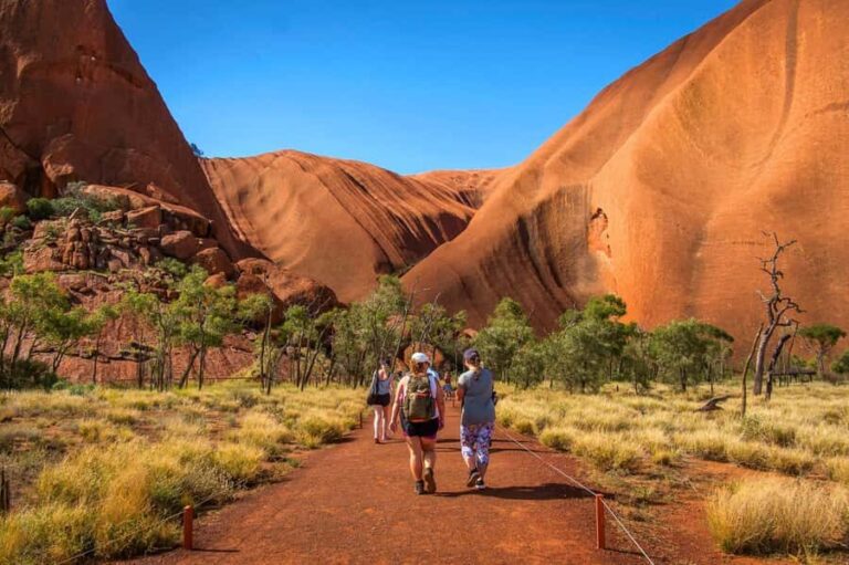 Uluru Overnight Escape from Ayers Rock Resort - Transportation, Group Size, and Practical Details