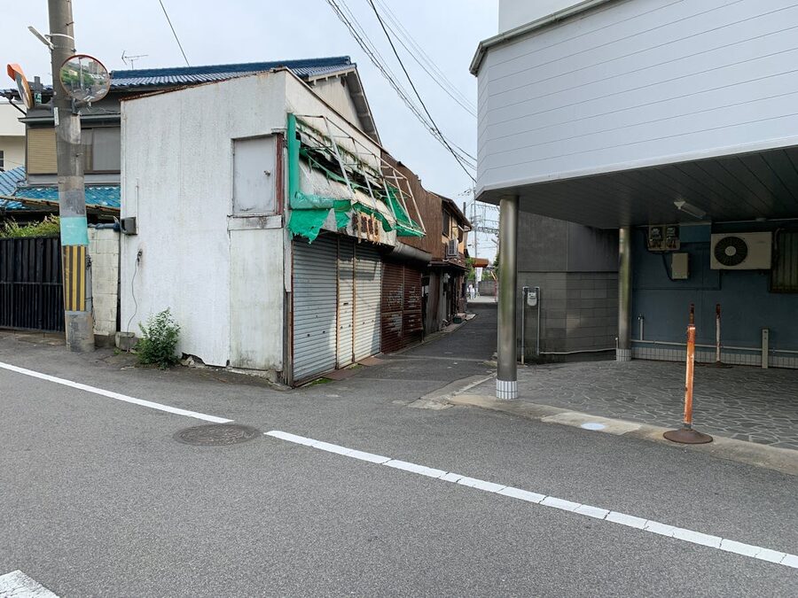 Atmospheric alleyway in Osaka