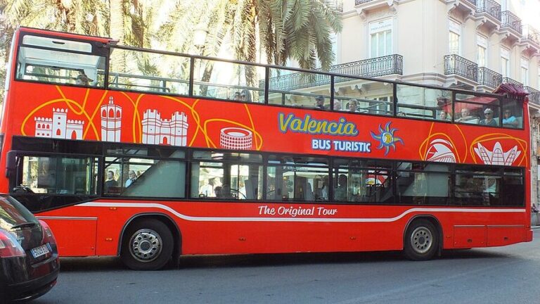 How to Book a Valencia Hop-On Hop-Off Bus Ticket