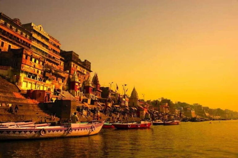 Varanasi Sunrise Bliss A Boat Ride, and Ganga Ceremony - Experiencing Varanasi at Dawn: What to Expect
