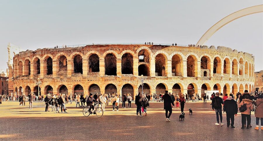 Tourists at the entrance of the Verona Arena