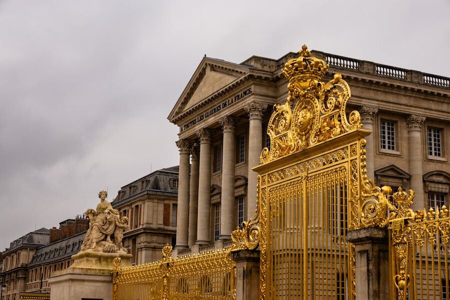 Versailles ornate golden gates and entrance