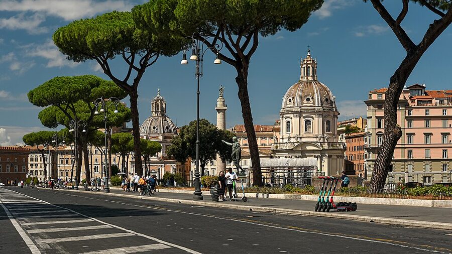 Via dei Fori Imperiali leading to the Colosseum Rome