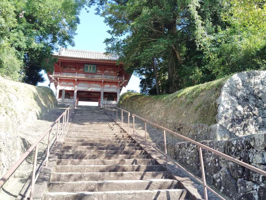 Wakayama: Dojoji Temple and Japans Tragic Love Legend - Exploring Dojoji Temple: A Journey Through History and Legend