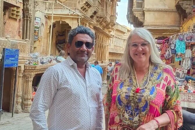 Walking Golden City Tour - Wandering Through Narrow Alleys and Hidden Haveli