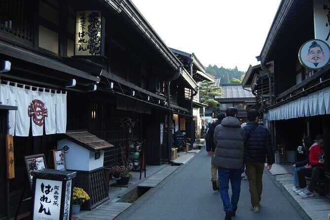 Walking Tour in Takayama Old Town and Historic Streets - Practical Details and Value