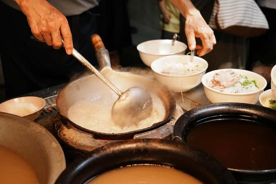 Xian: Muslim Quarter Breakfast Tour with Tastings - Practical Aspects of the Tour