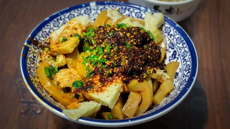 Xining: Tibetan Culture Museum and Food Tour with Guide - Who Will Love This Tour?