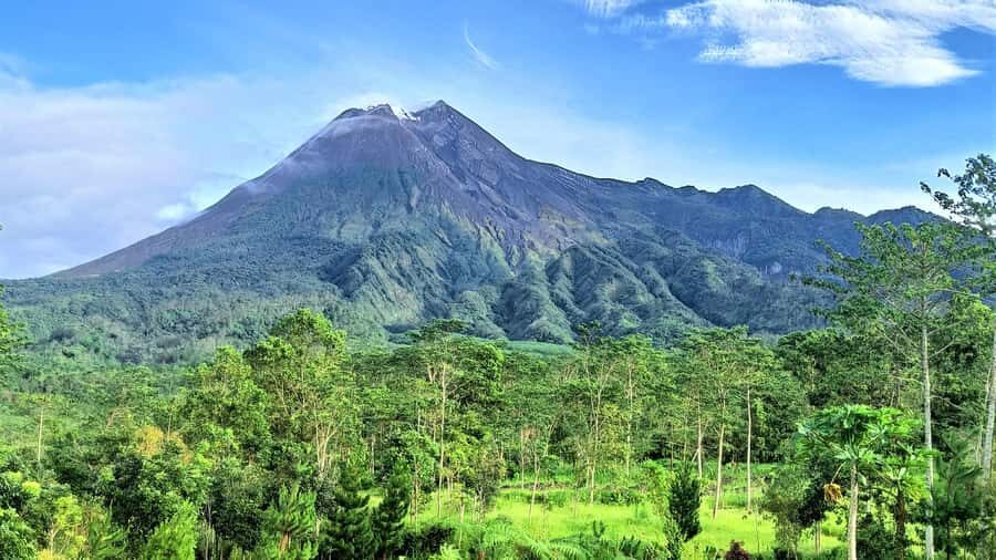 Yogyakarta: Borobudur Climb up, Merapi Volcano and Prambanan - The Adventure at Mount Merapi: Off-Road Excitement and Views