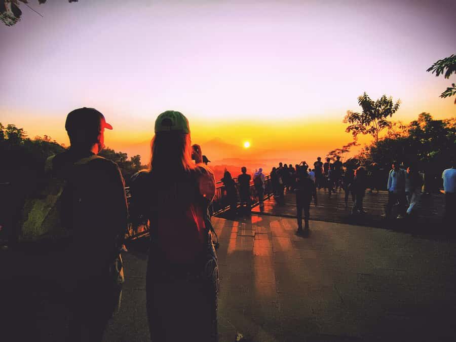 Yogyakarta: Borobudur Temple & Setumbu Hill Sunrise Tour - Experience Overview: What Makes This Tour Special