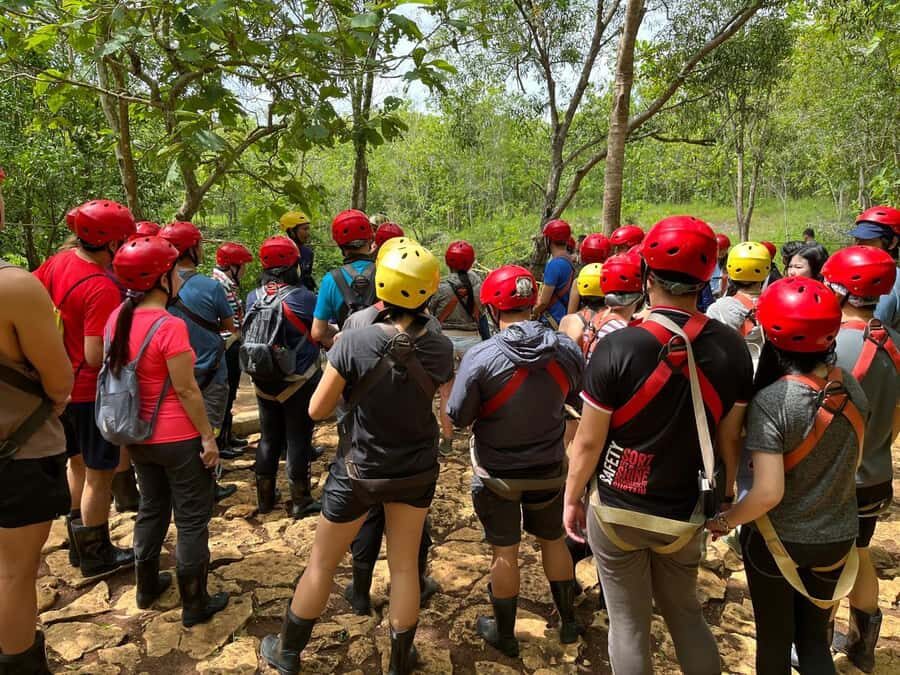 Yogyakarta: Jomblang & Pindul Cave Included Guide with Lunch - Jomblang Cave: Witnessing the Famous Light Beams