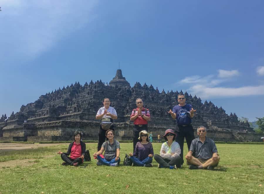 Yogyakarta: Prambanan and Borobudur Temples Guided Tour - The Itinerary in Detail