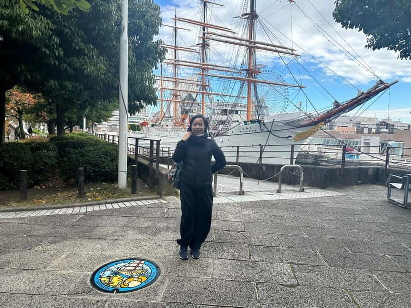 Yokohama: Poke Lids Tour with Ramen and Water Taxi - Scenic Water Taxi Ride: A Relaxing Harbor Cruise  