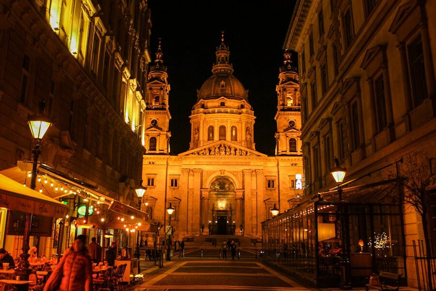 St Stephens Basilica illuminated at night, Budapest