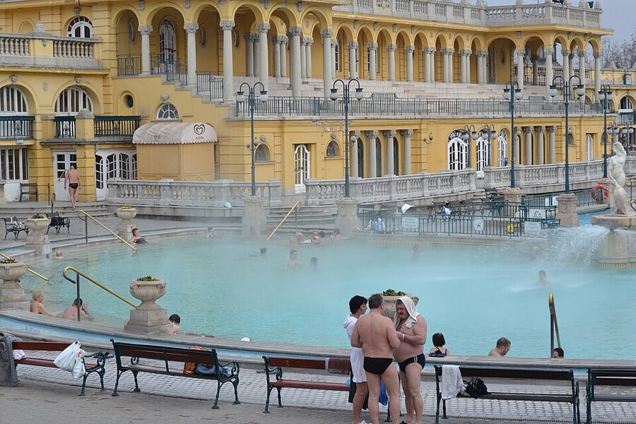 Yellow neo-Baroque facade and outdoor pools at Széchenyi Thermal Bath