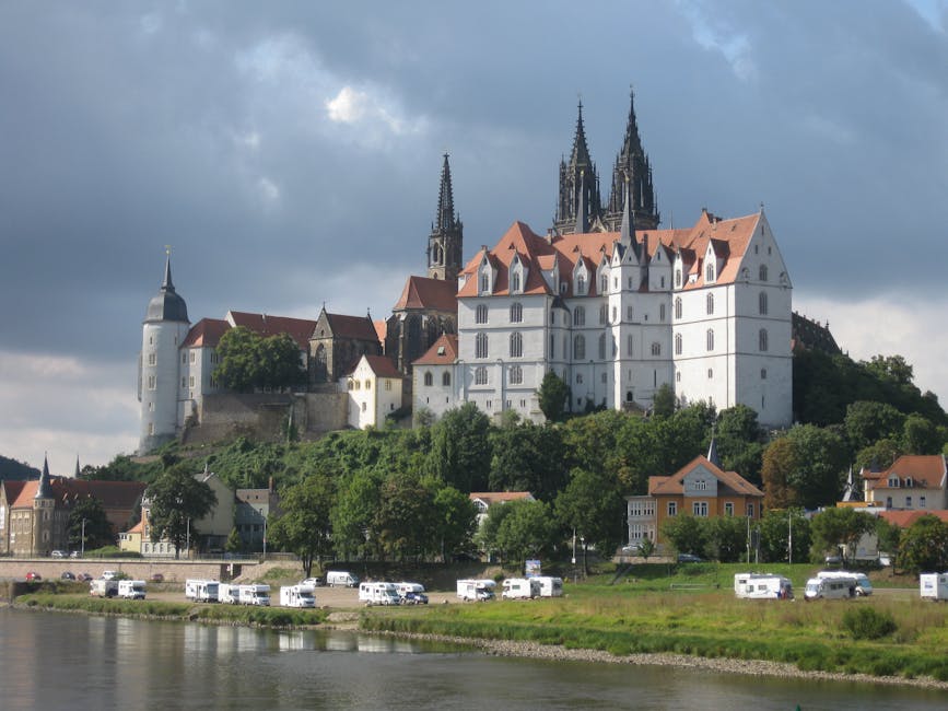Albrechtsburg Castle in Meissen towering over the Elbe