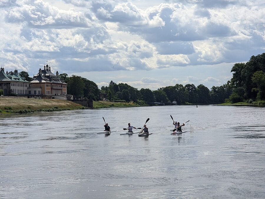 Pillnitz Castle on the Elbe with canoes