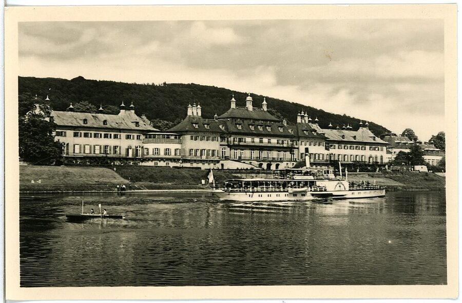 Historical postcard of Pillnitz Castle and Elbe paddle steamer