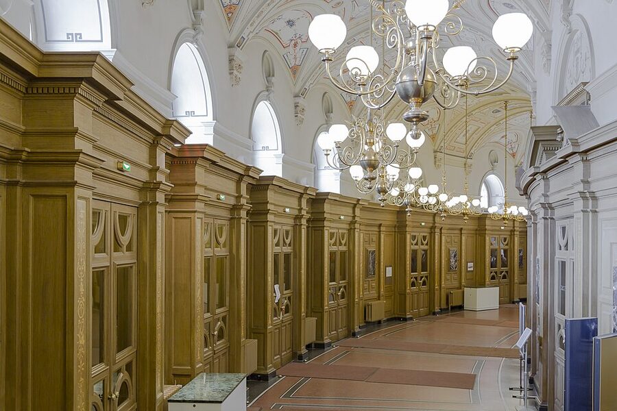 Semperoper Dresden grand staircase