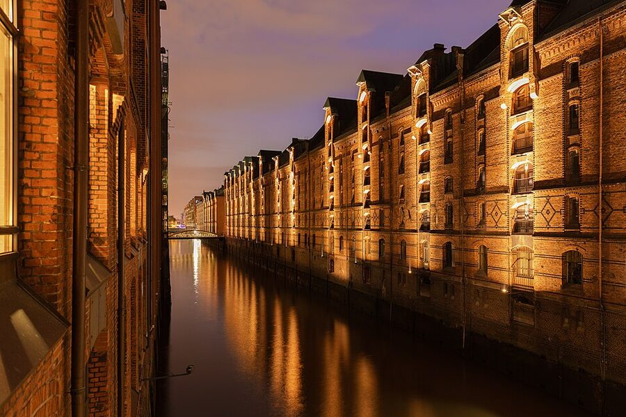 Hamburg Speicherstadt warehouses at night