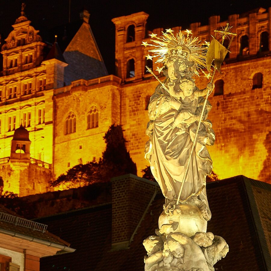 Kornmarkt Madonna statue Heidelberg at night