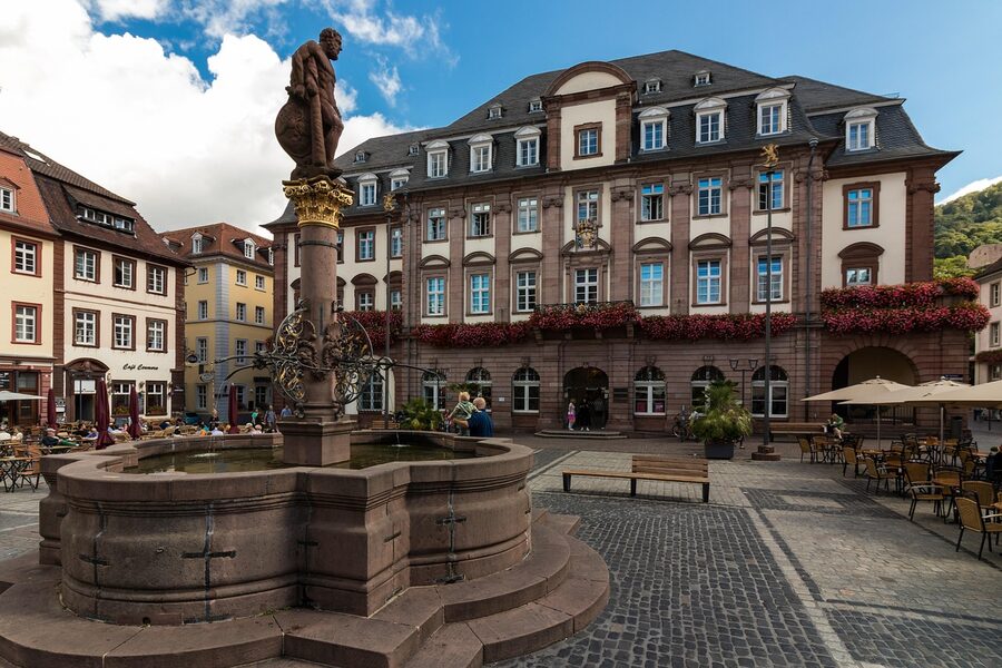 Heidelberg marketplace and town hall
