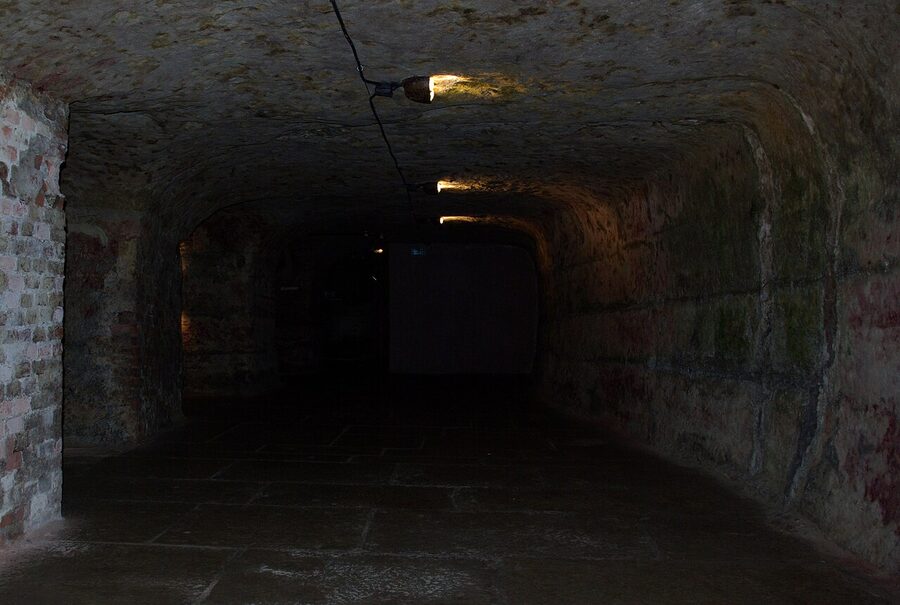 Vaulted brick archway in Nuremberg underground tunnel
