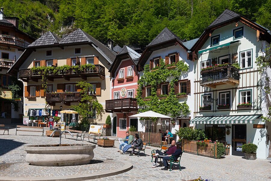 Hallstatt Marktplatz market square with painted houses