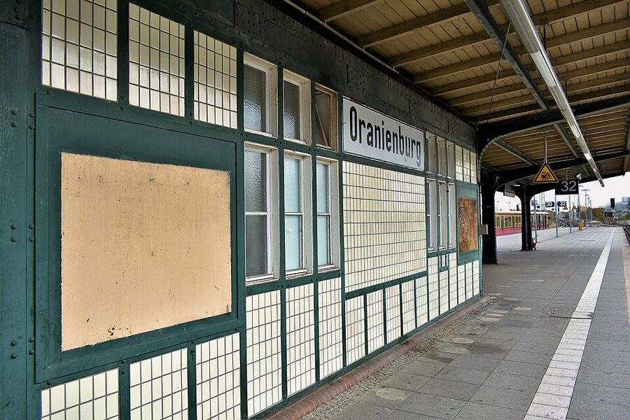 Oranienburg S-Bahn station platform