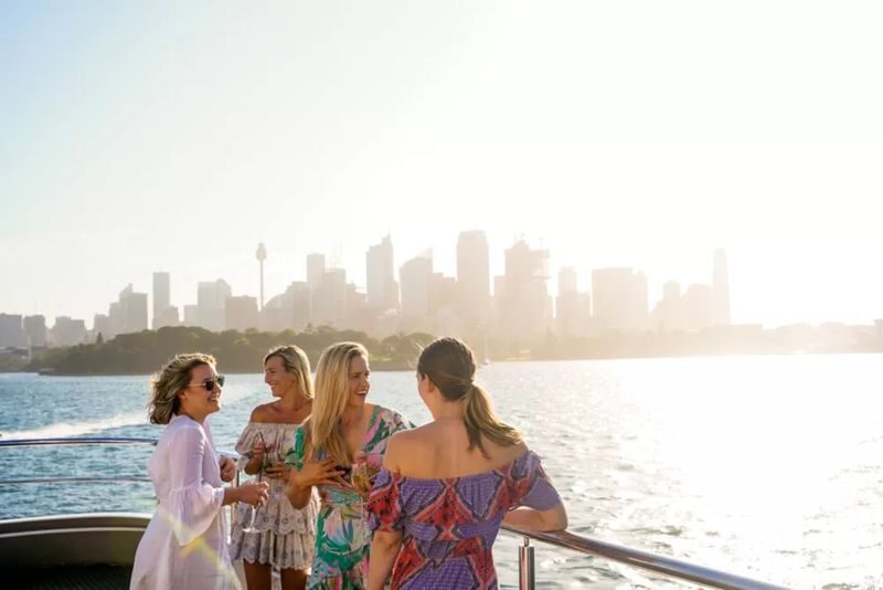 1.5 Hour Sydney Harbour Sightseeing Cruise Tour - Picking an indoor or outdoor seat