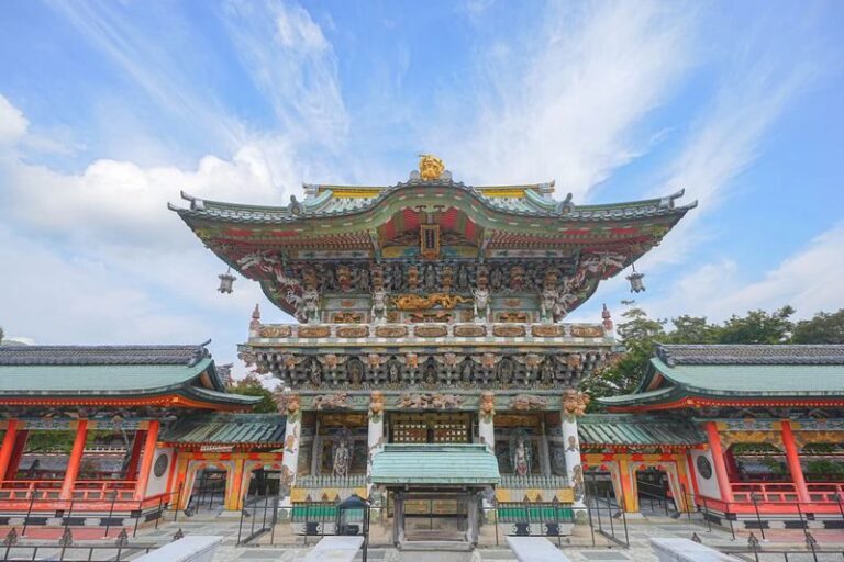 1-Day Onomichi & Ikuchijima: Hill of Hope, Ferry, Ropeway & Temples - Riding the Mt. Senkoji ropeway