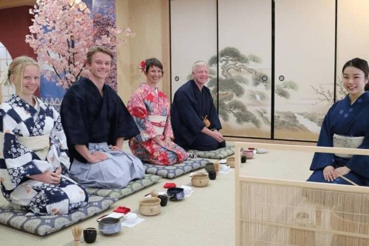12 Days Kinosaki Onsen Escape: A Journey Through Japans Timeless Towns by UME Travel - Himeji and Osaka shift the mood