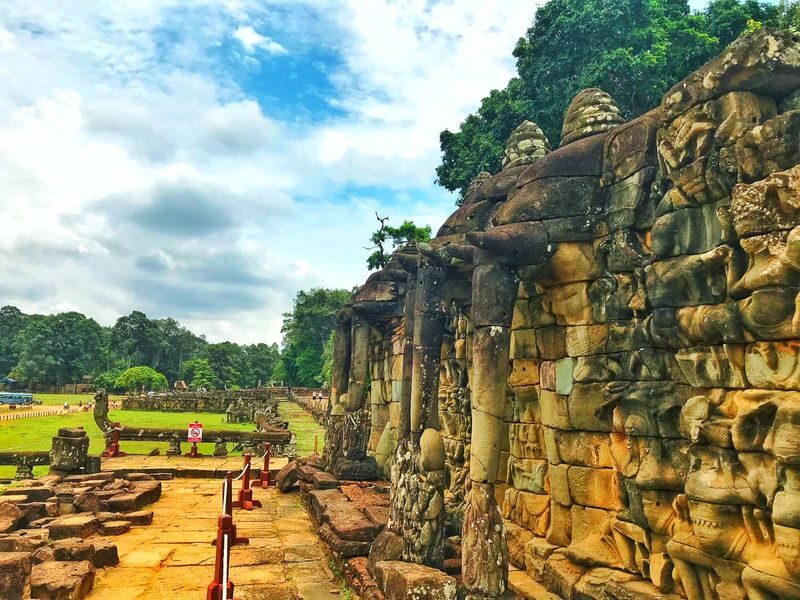 3 Day Angkor Exploration Private Tour by Tuk-Tuk - Day one: temples in Angkor’s northern and eastern reaches
