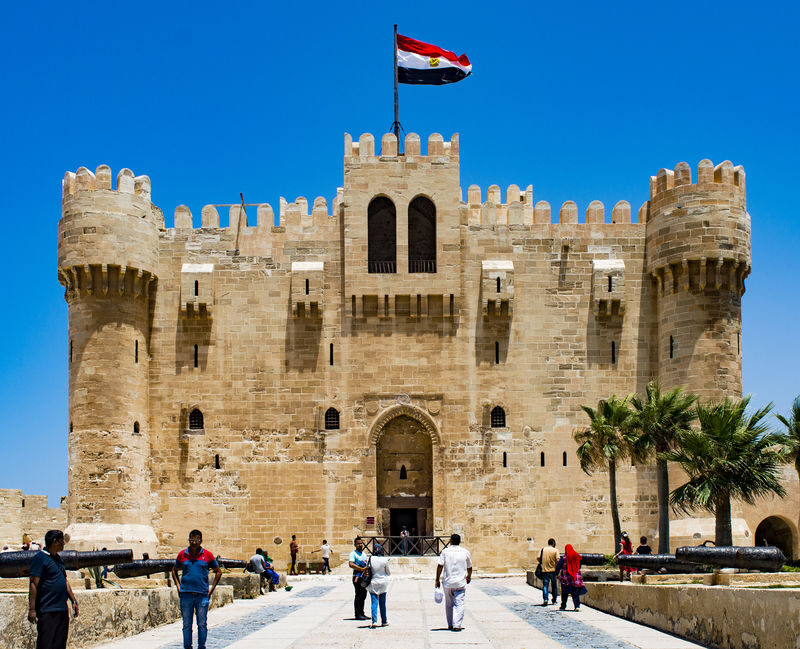 3-Day Luxury Private Tour of Cairo, Giza Pyramids and Alexandria - Day one: Giza, Saqqara and Memphis