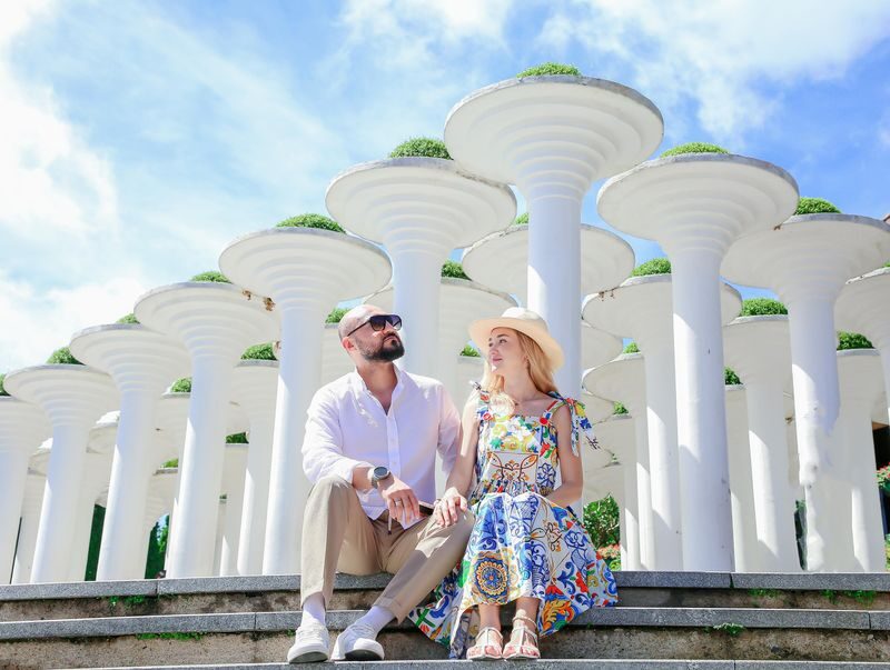 3 Hours Golden Bridge Photoshoot in Ba Na Hills - Starting at the Golden Bridge