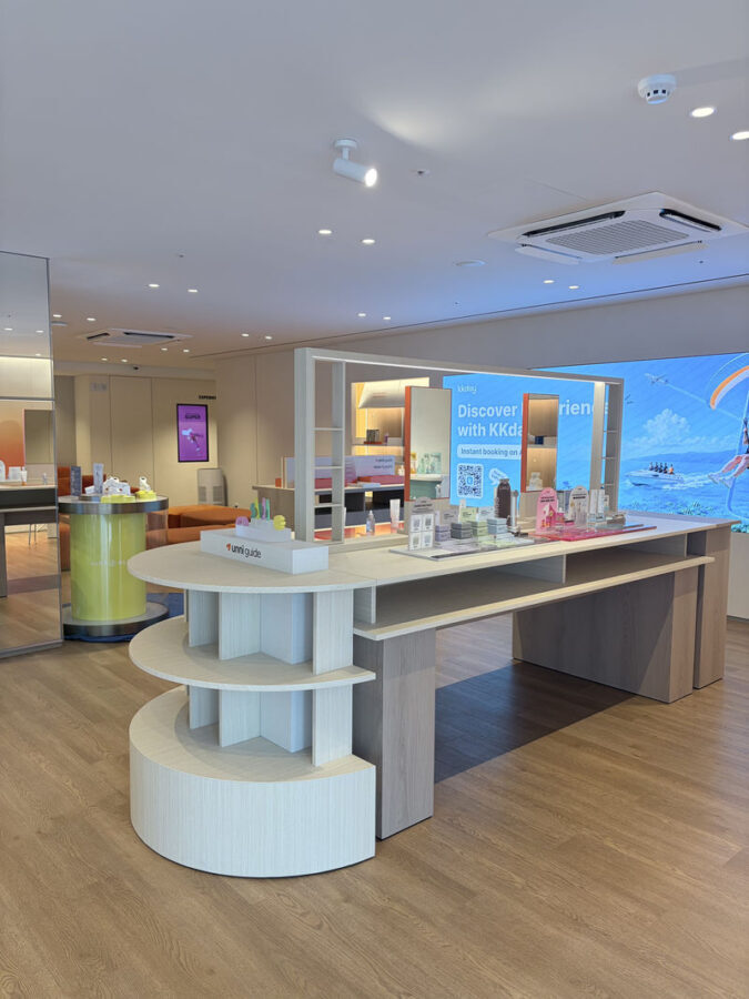 3D Skin Scan & 1:1 K-Beauty Consult with Olive Young Gift Voucher - Trying Korean products in the Trial Lounge