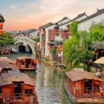 4-day tour from Shanghai to Suzhou + Hangzhou + Wuzhen - Wuzhen after dark