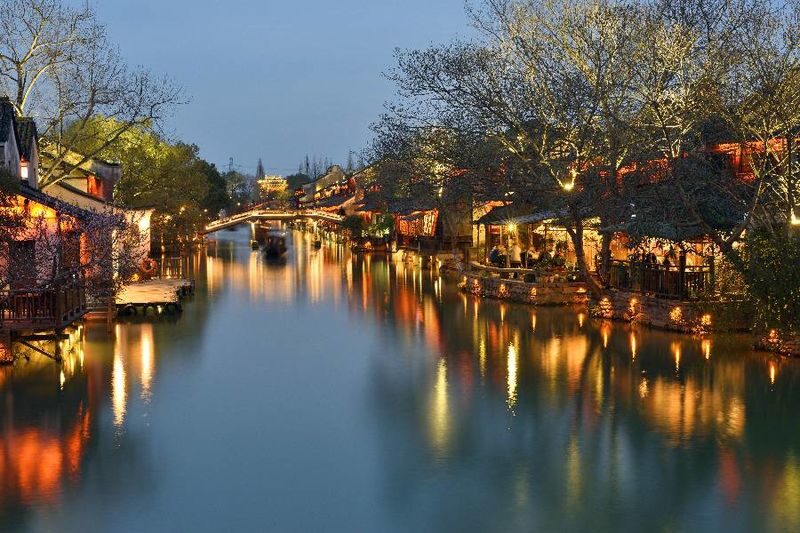 4-Day Tour of Hangzhou, Wuzhen, and Suzhou Gardens - Hangzhou: The Starting Point and a Major Stop