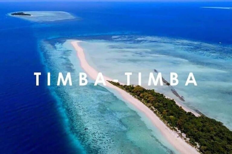 4D3N Island Hopping with Bohey Dulang Hike and Stay in Semporna - Day 2: The Bohey Dulang climb, Mantabuan and Sibuan
