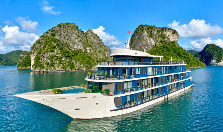 5-Star Premium 2D1N Cruise: Ha Long Bay & Lan Ha Bay - Day one: lunch, water time, and a slow sunset