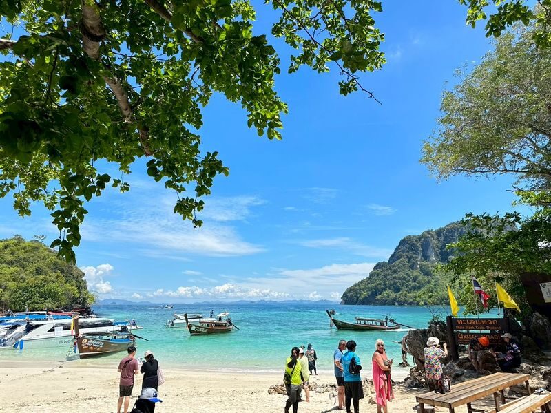 7 Islands Sunset Tour with Buffet+Snorkeling+Bioluminescent Plankton - Yawasam: the first underwater stop