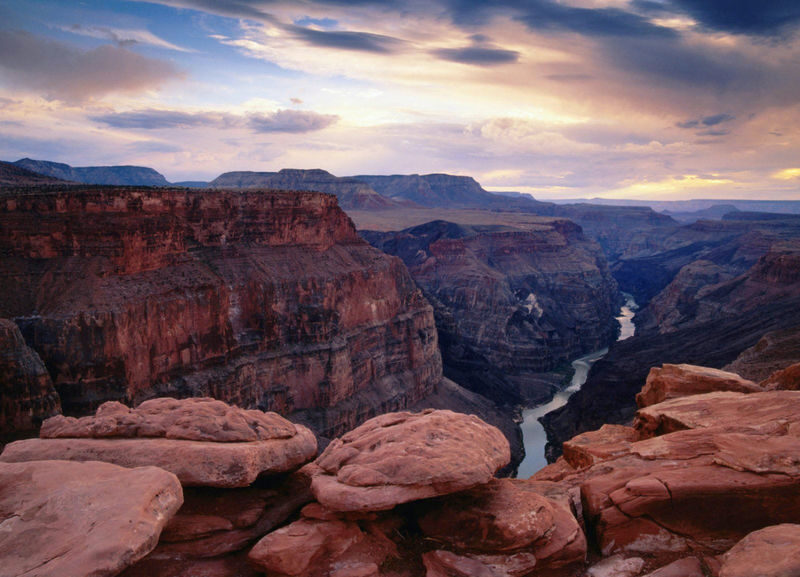 9-Hour Grand Canyon West Day Tour - Crossing the desert to Grand Canyon West