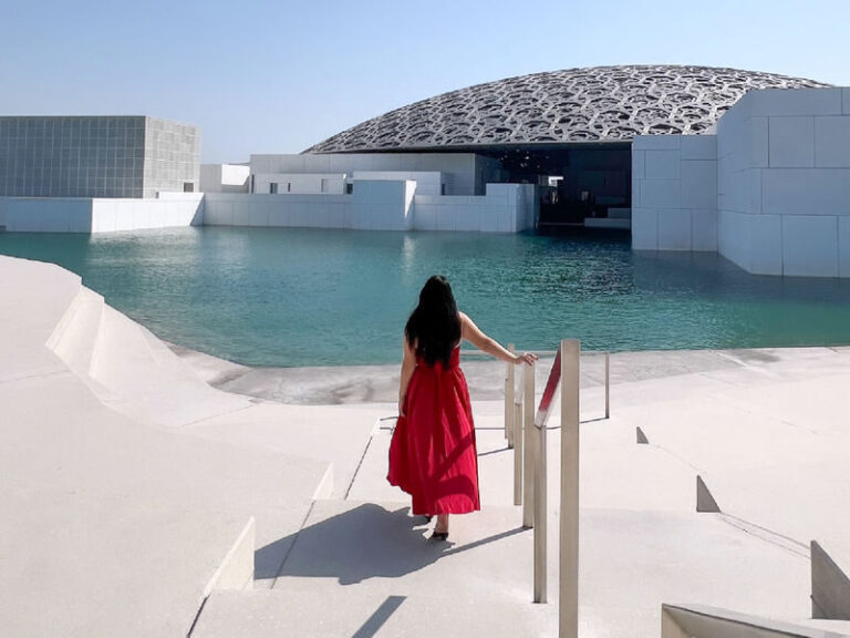 Abu Dhabi City Tour with teamLab Phenomena Experience - Sheikh Zayed Grand Mosque: the day’s essential stop