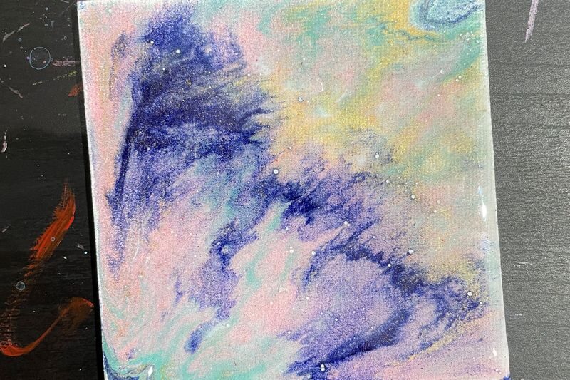 Acrylic Pour Workshop in Singapore - Making your canvas, from first instructions to finished design