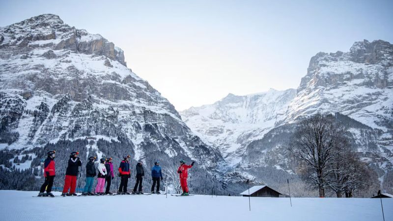Afternoon Ski Experience in Interlaken - From Interlaken to Grindelwald