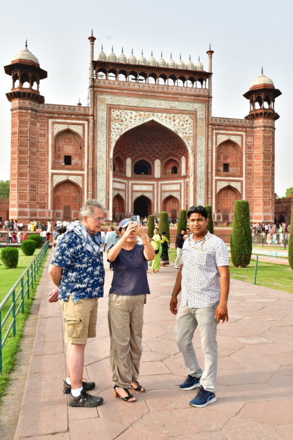 Agra Taj Mahal & Taj View Restaurant Full-Day All-Inclusive Tour - Agra Fort and Baby Taj add context