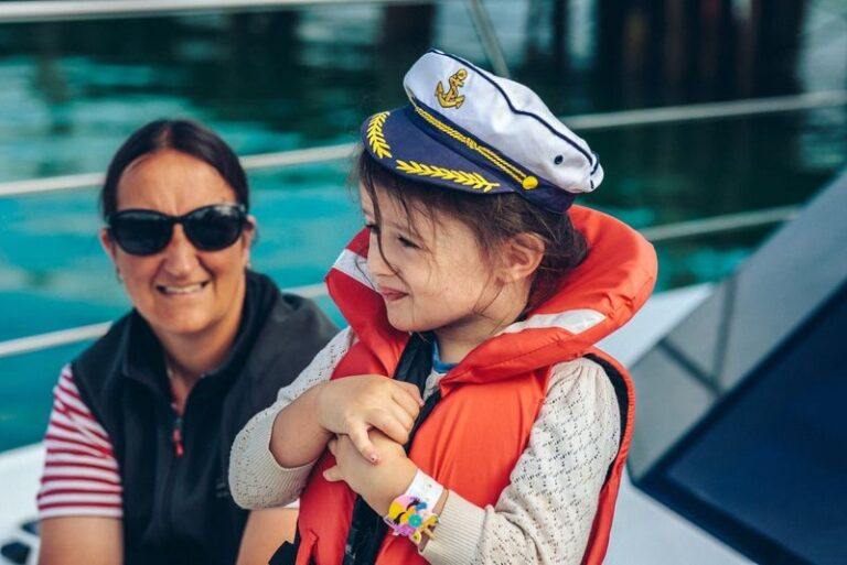 Akaroa Dolphins Harbour Nature Cruise - Two hours among cliffs, caves and volcanic rock